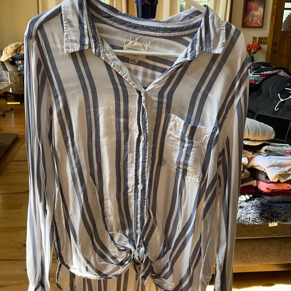 American eagle button up tie front blouse